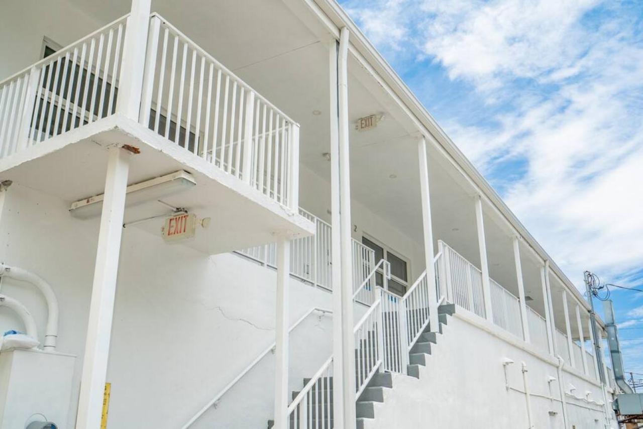 The Purple Pelican Beachfront With Ocean Balcony Unit 3 ฟอร์ต ลอเดอร์เดล ภายนอก รูปภาพ